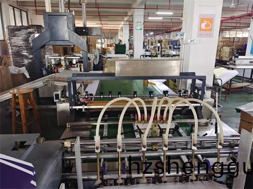 850飛(fei)達流(liu)水線(xian)、天地(di)盒成(cheng)型機